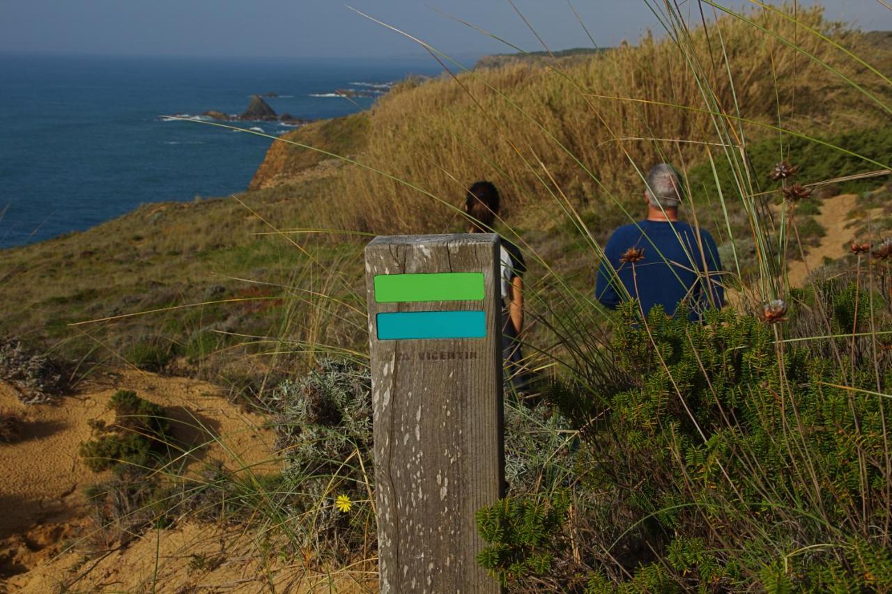 Paraiso Escondido São Teotónio Esterno foto