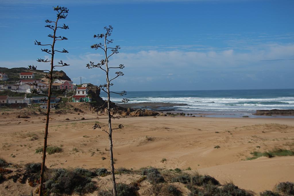 Paraiso Escondido São Teotónio Esterno foto